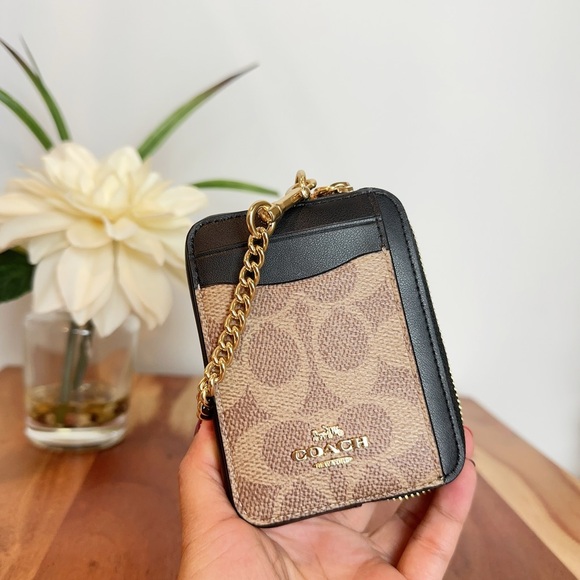 NWT Coach Zip Card Case In Signature Canvas - Picture 3 of 6